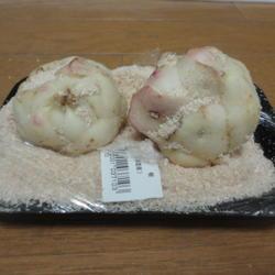 Location: Tochigi, Japan
Date: 2014-12-07
sold as edible tuber called "yurine"