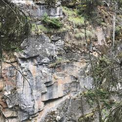 Location: Johnston Canyon, Banff, Canada | August, 2022
Date: 2022-08-02